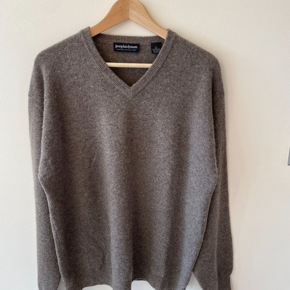 Joseph & Lyman Limited Edition Cashmere Sweater Size L